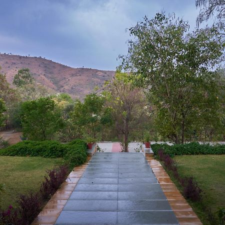 The Hunting Lodge Resort Udaipur - Villas & Pool Dabok Eksteriør billede