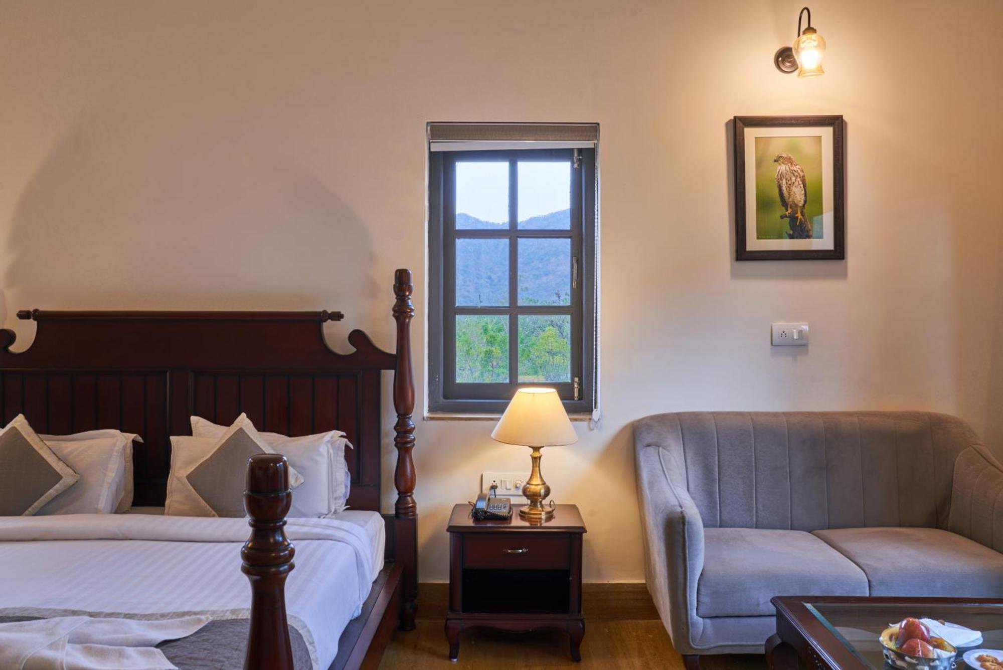 The Hunting Lodge Resort Udaipur - Villas & Pool Dabok Eksteriør billede